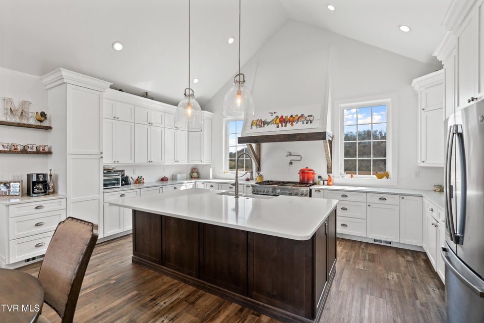 Photo #46: 811 Grassy Creek Road