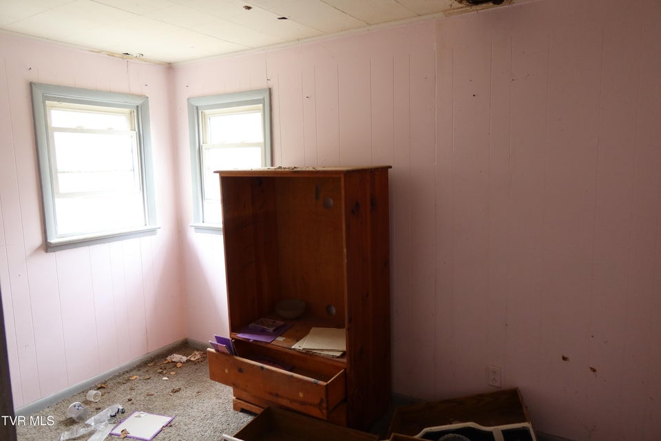 Photo #9: 503 Jersey Street