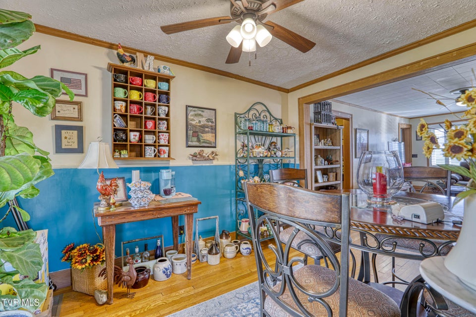 Photo #13: 1826 Kenwood Road