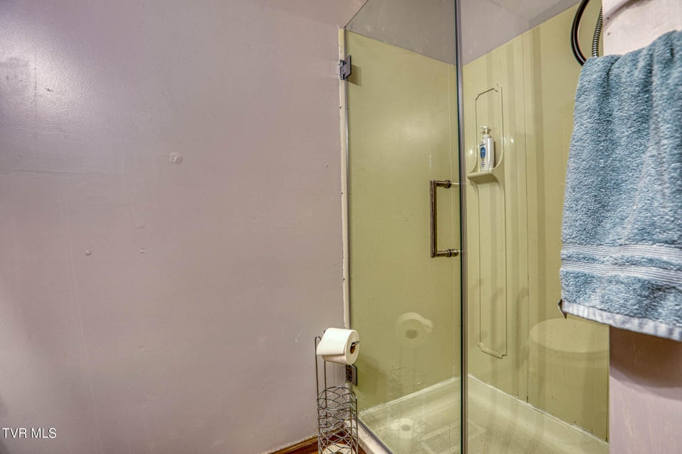 Photo #28: 1826 Kenwood Road