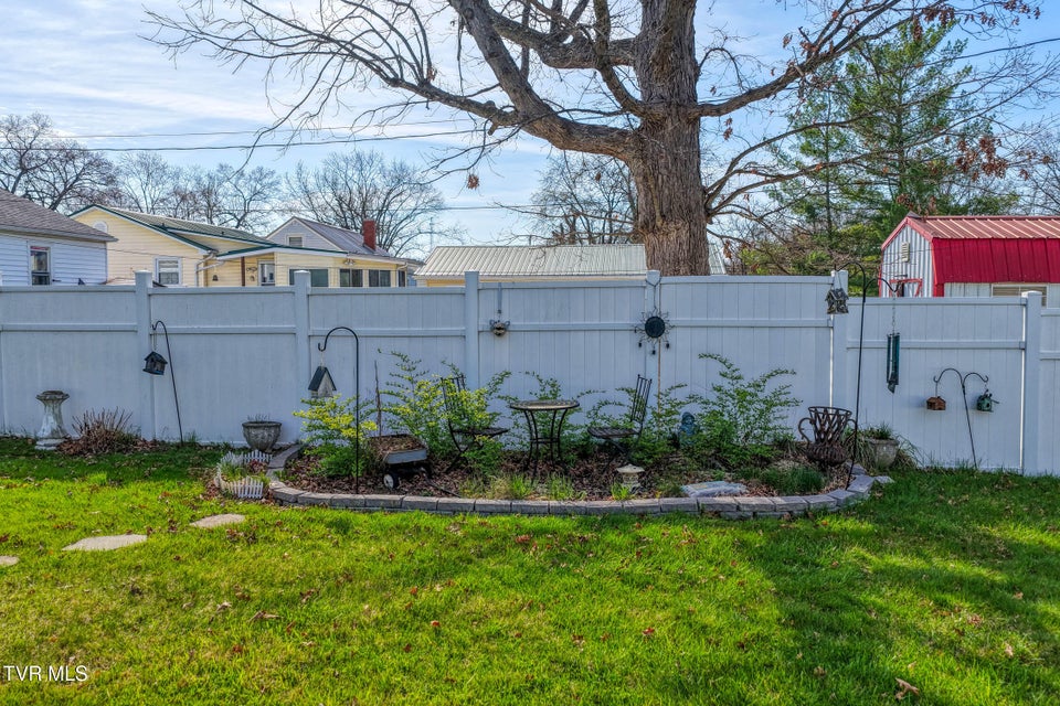 Photo #43: 1826 Kenwood Road