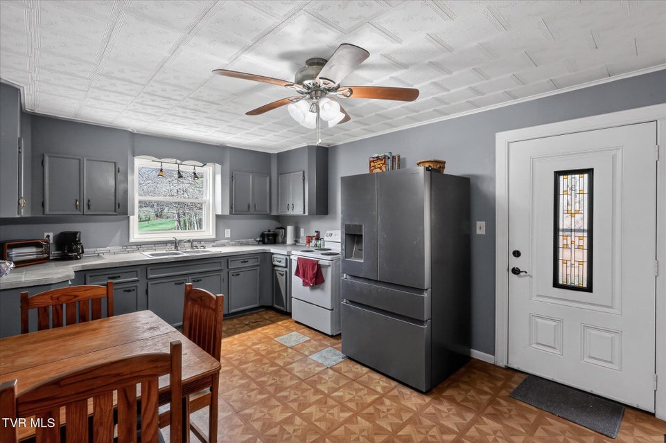 Photo #11: 122 Haines Road