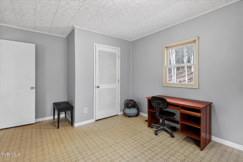 Photo #20: 122 Haines Road