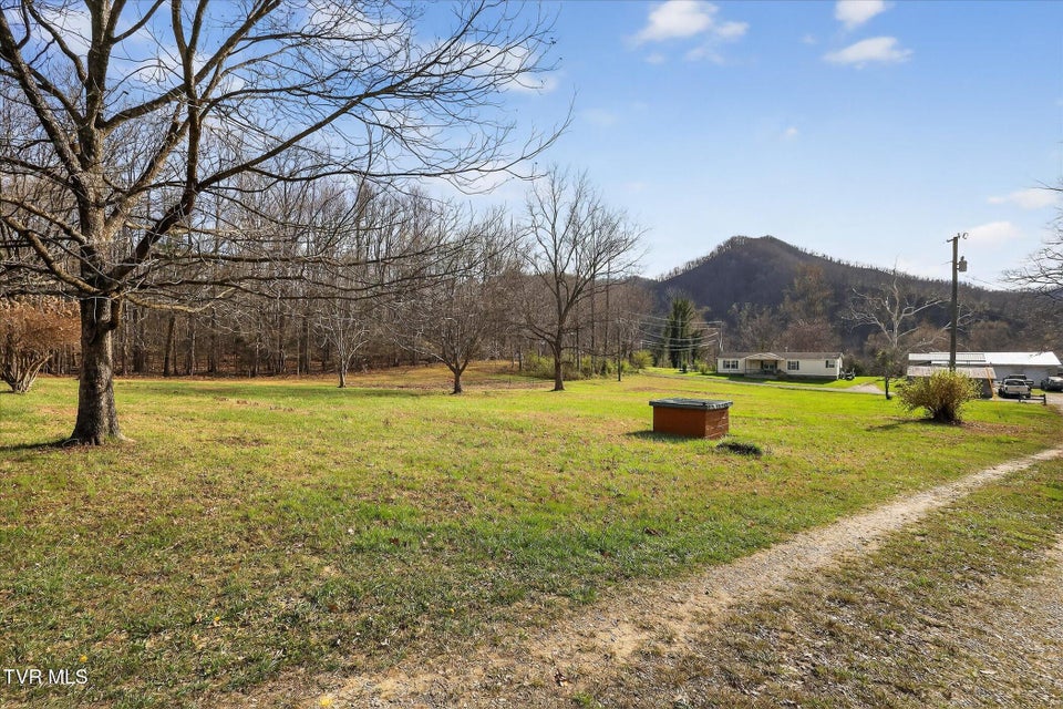 Photo #28: 122 Haines Road