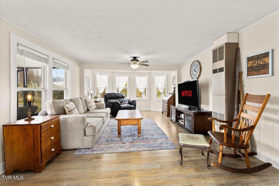 Photo #18: 1415 Church Street