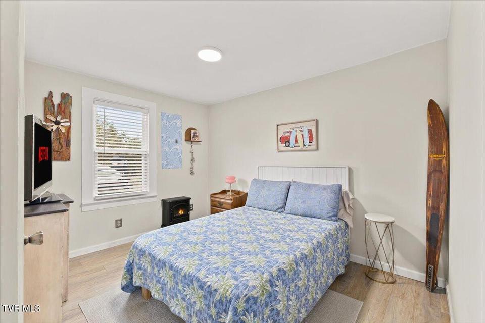 Photo #29: 1415 Church Street