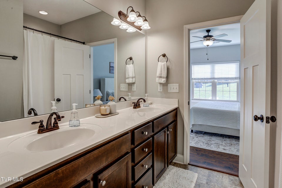 Photo #21: 120 Hopper Road