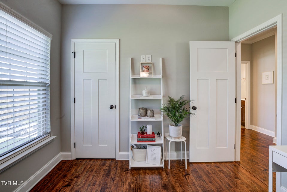 Photo #26: 120 Hopper Road