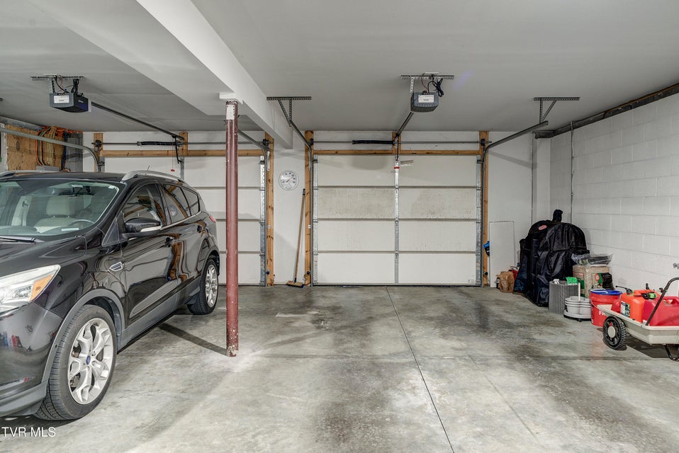 Photo #37: 120 Hopper Road