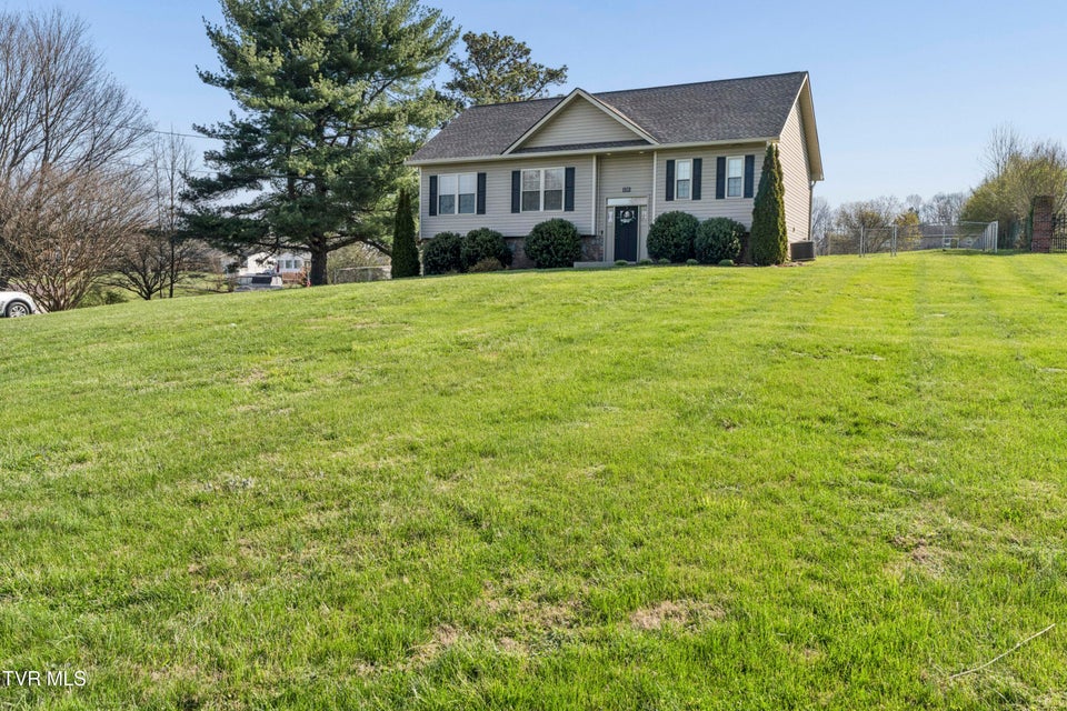 Photo #49: 120 Hopper Road