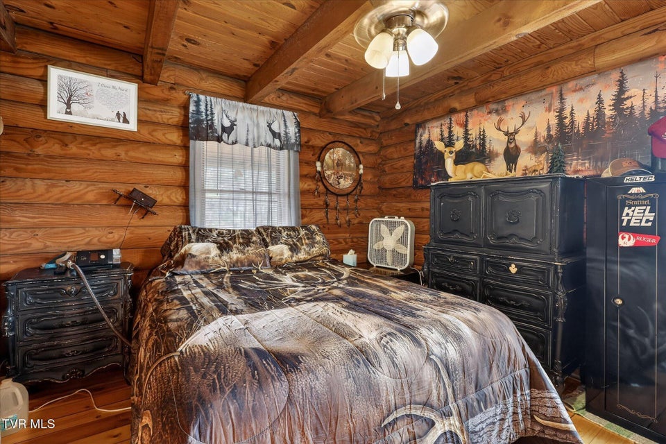 Photo #13: 250 Beaver Walk Road