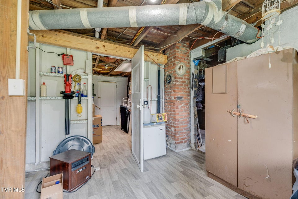 Photo #25: 1632 Paperville Road