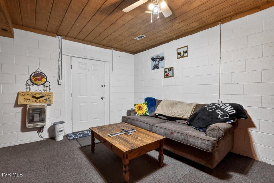 Photo #22: 250 Beaver Walk Road