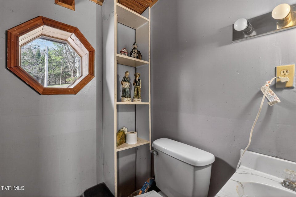 Photo #23: 250 Beaver Walk Road