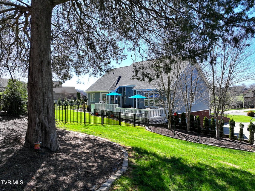 Photo #27: 177 Forest Lane