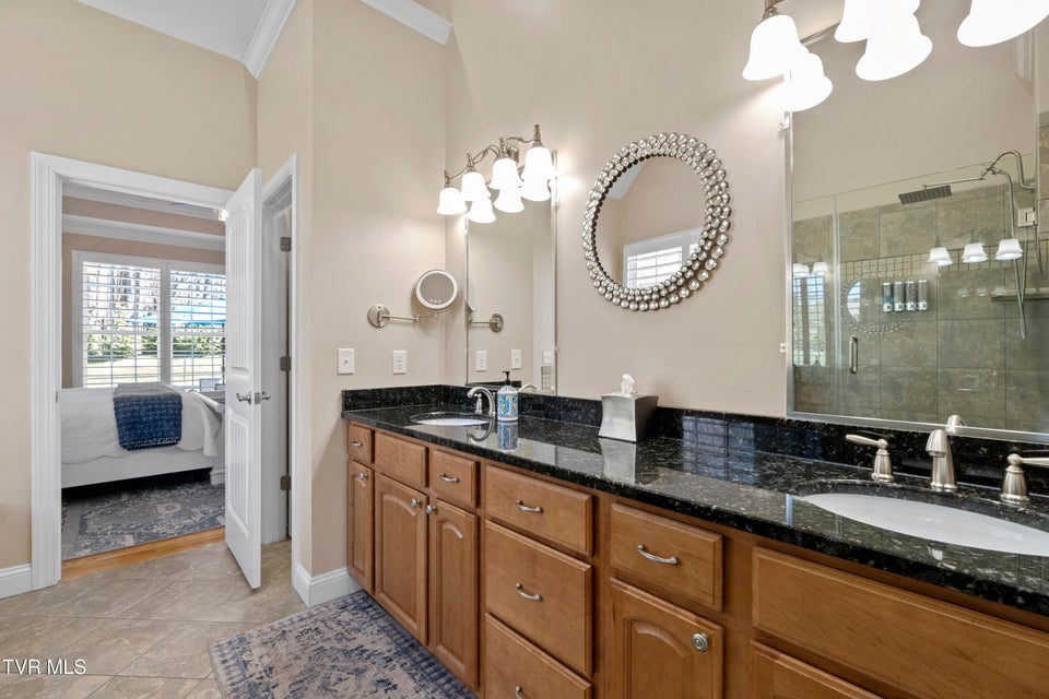 Photo #51: 177 Forest Lane