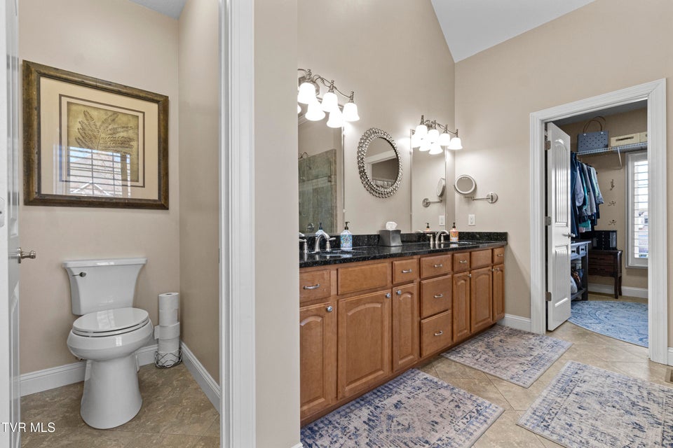 Photo #52: 177 Forest Lane