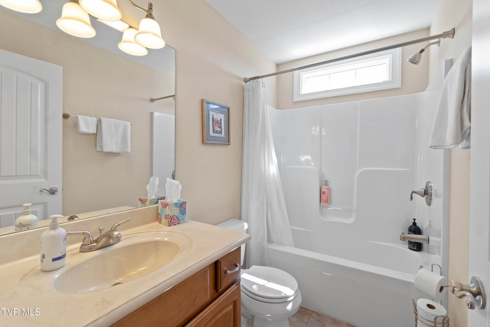 Photo #56: 177 Forest Lane