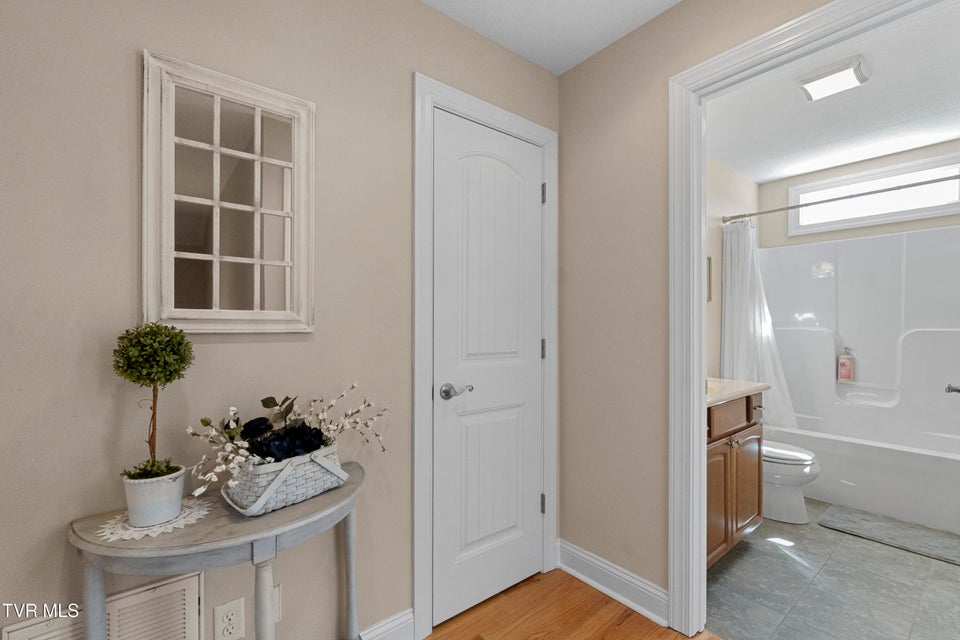 Photo #58: 177 Forest Lane