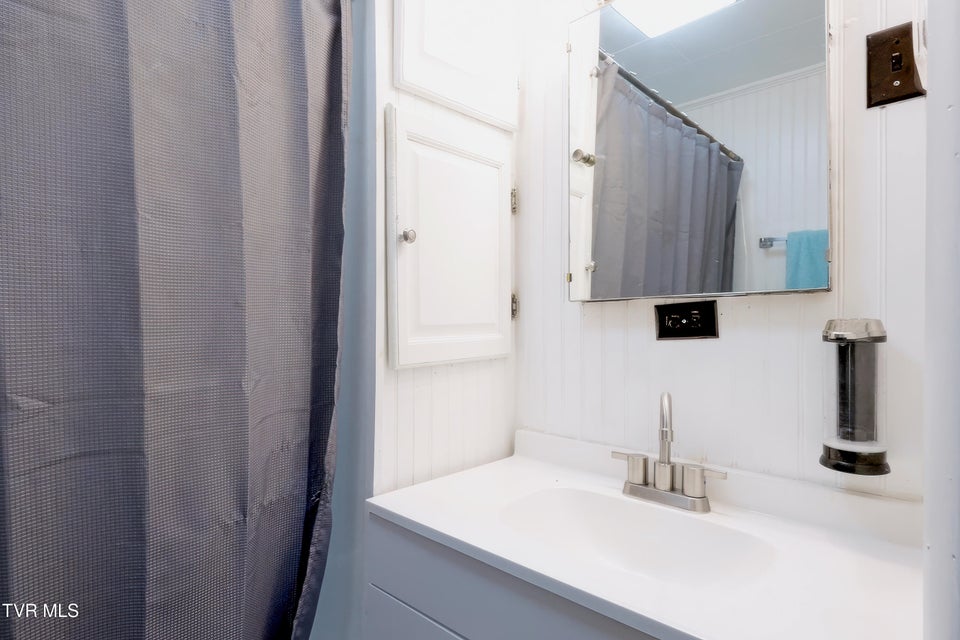 Photo #47: 2584 Highway 67 W 