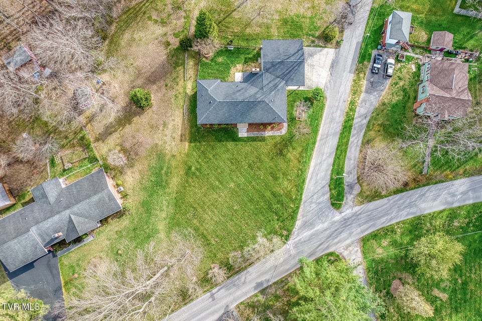 Photo #44: 837 Parkway Boulevard