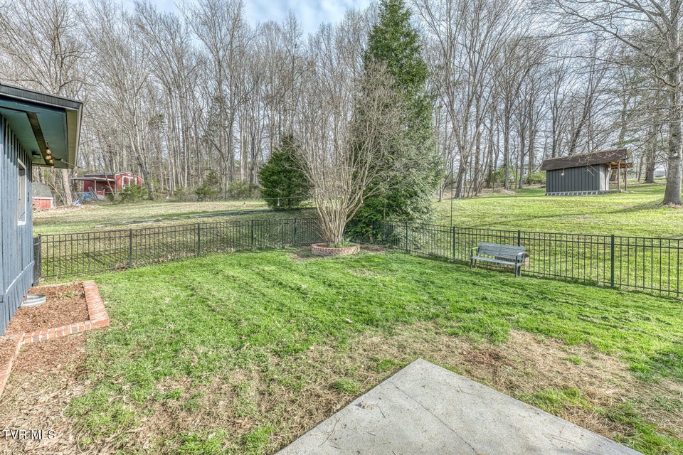 Photo #33: 837 Parkway Boulevard