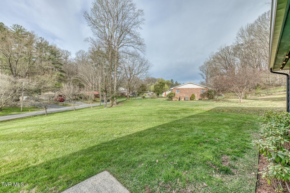 Photo #39: 837 Parkway Boulevard