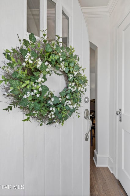 Photo #5: 142 Campbell Avenue