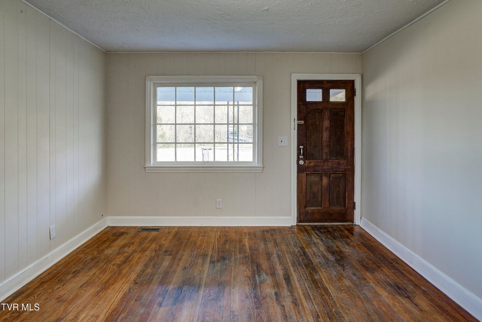 Photo #4: 2012 Meadowview Parkway