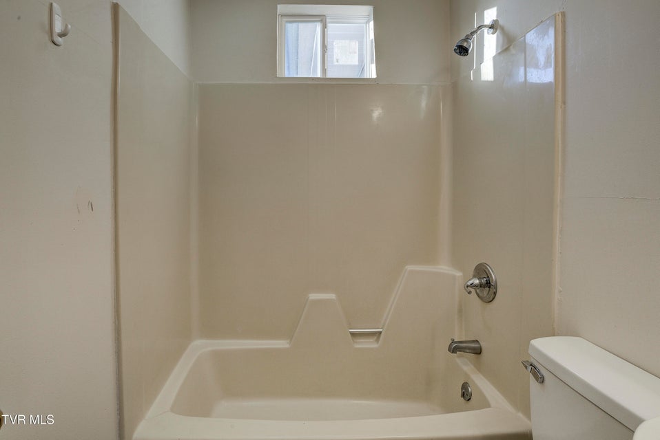 Photo #12: 2012 Meadowview Parkway