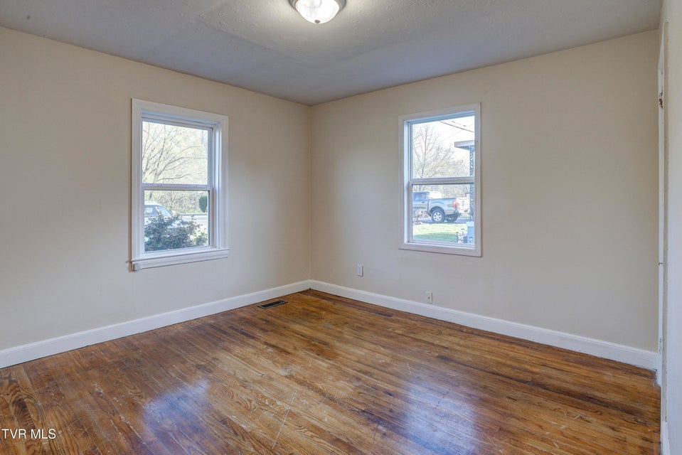 Photo #15: 2012 Meadowview Parkway