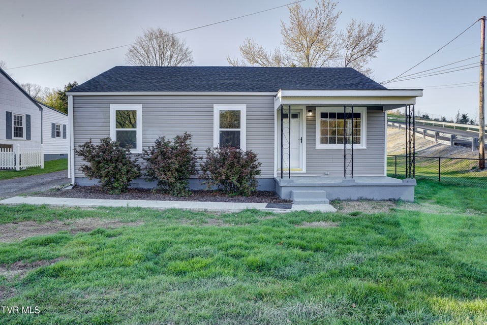 Photo #2: 2012 Meadowview Parkway