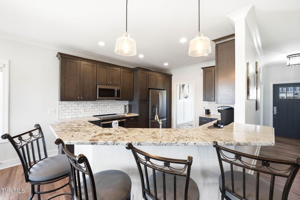 Photo #5: 3078 Calton Hill