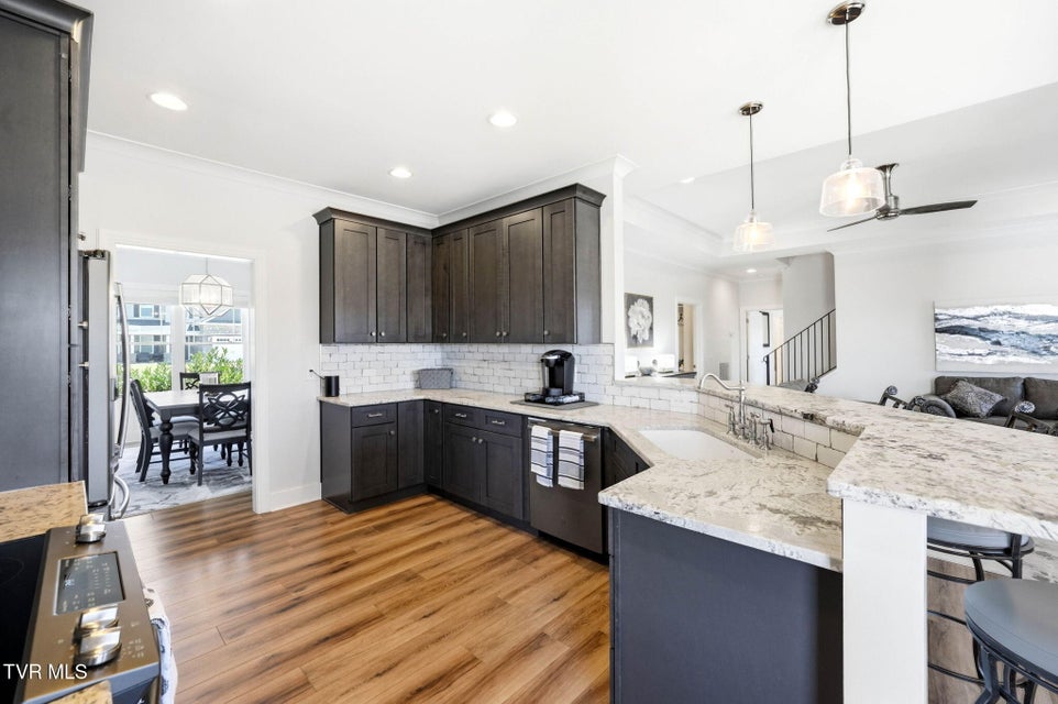 Photo #6: 3078 Calton Hill