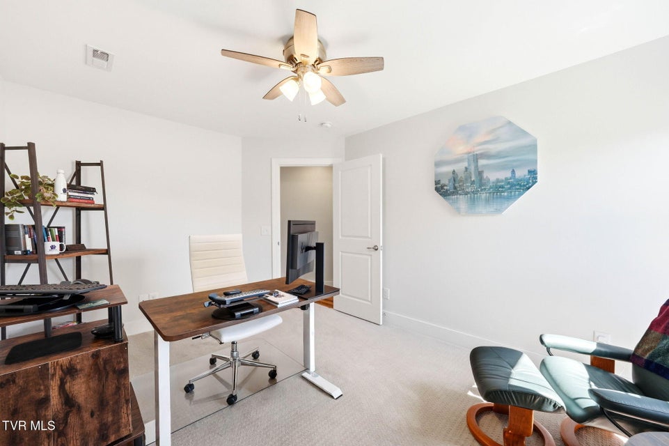 Photo #22: 3078 Calton Hill