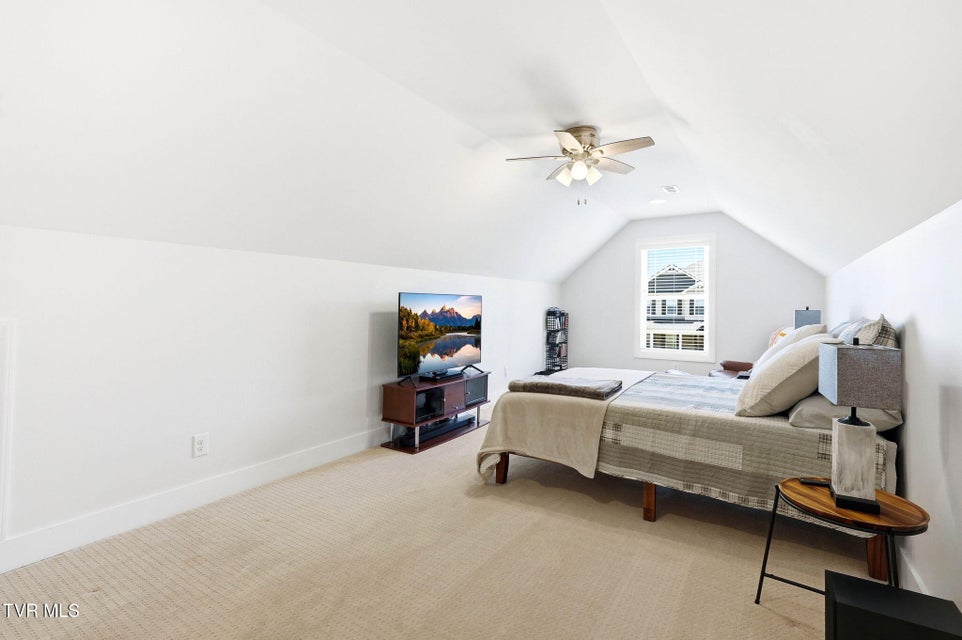 Photo #25: 3078 Calton Hill