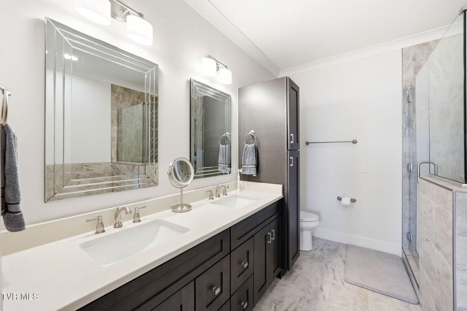 Photo #18: 3078 Calton Hill