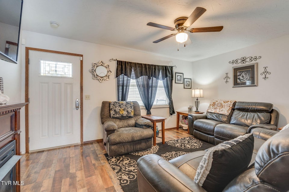 Photo #6: 131 Forest Road