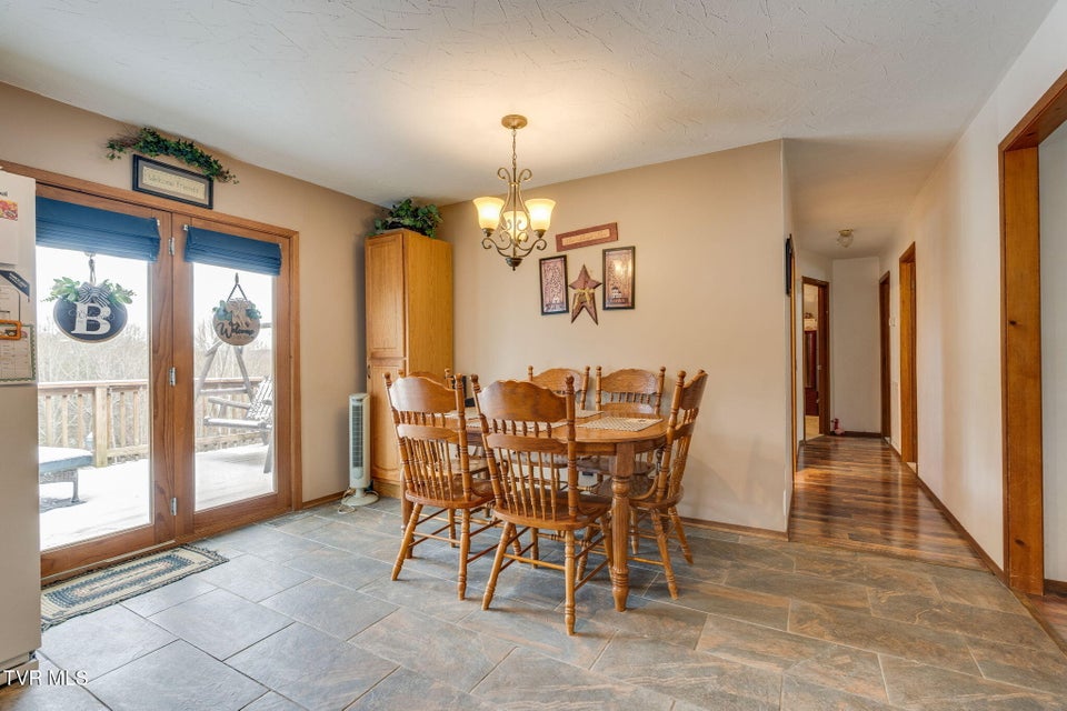 Photo #11: 131 Forest Road