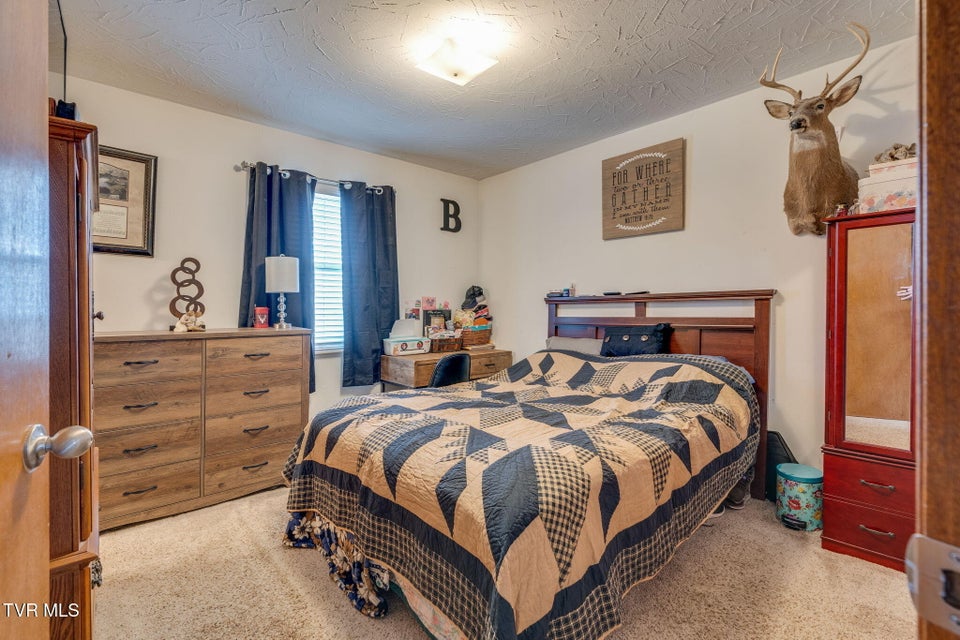 Photo #12: 131 Forest Road