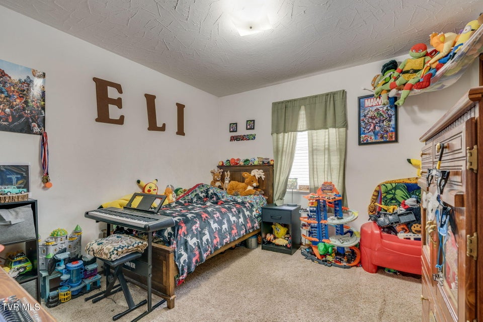 Photo #15: 131 Forest Road