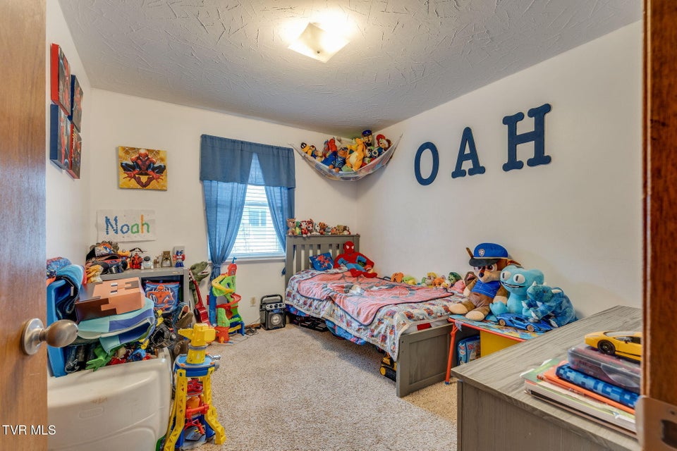 Photo #18: 131 Forest Road