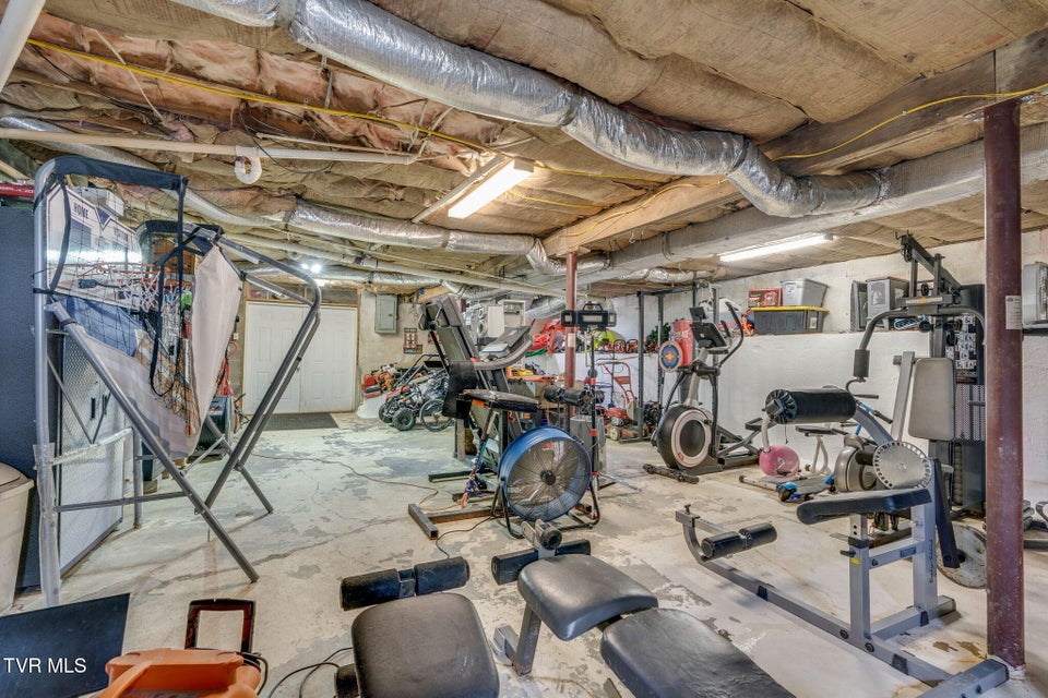 Photo #29: 131 Forest Road