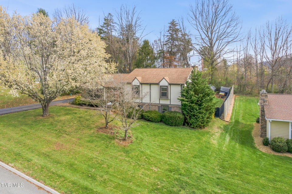 Photo #35: 31 Stone Drive