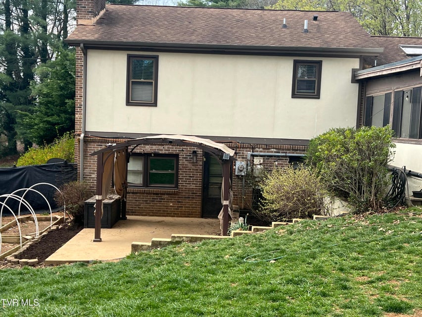 Photo #31: 31 Stone Drive