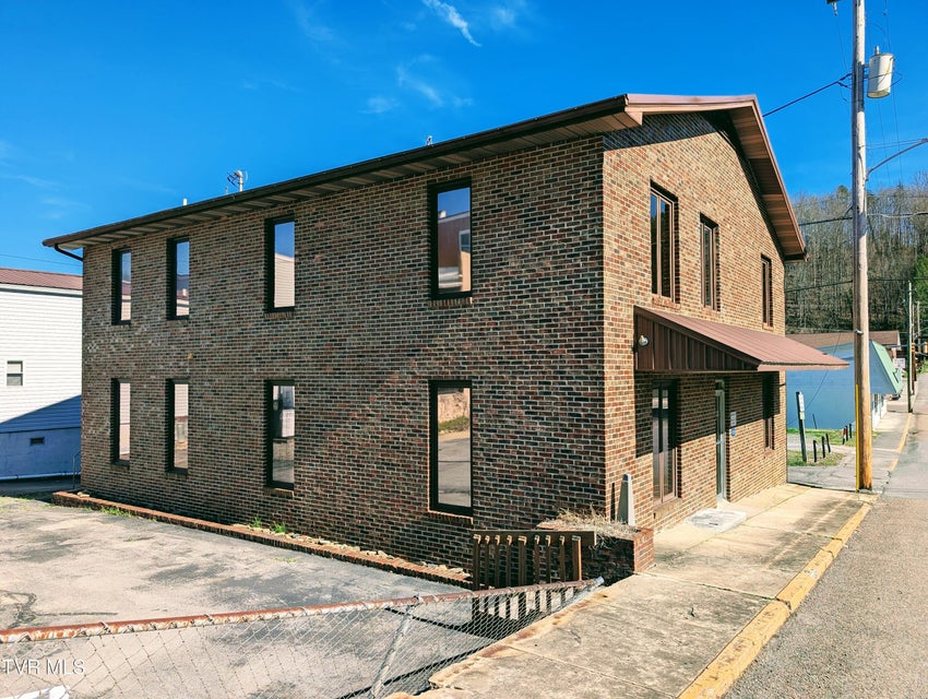 Photo #4: 133 Mcclure Avenue