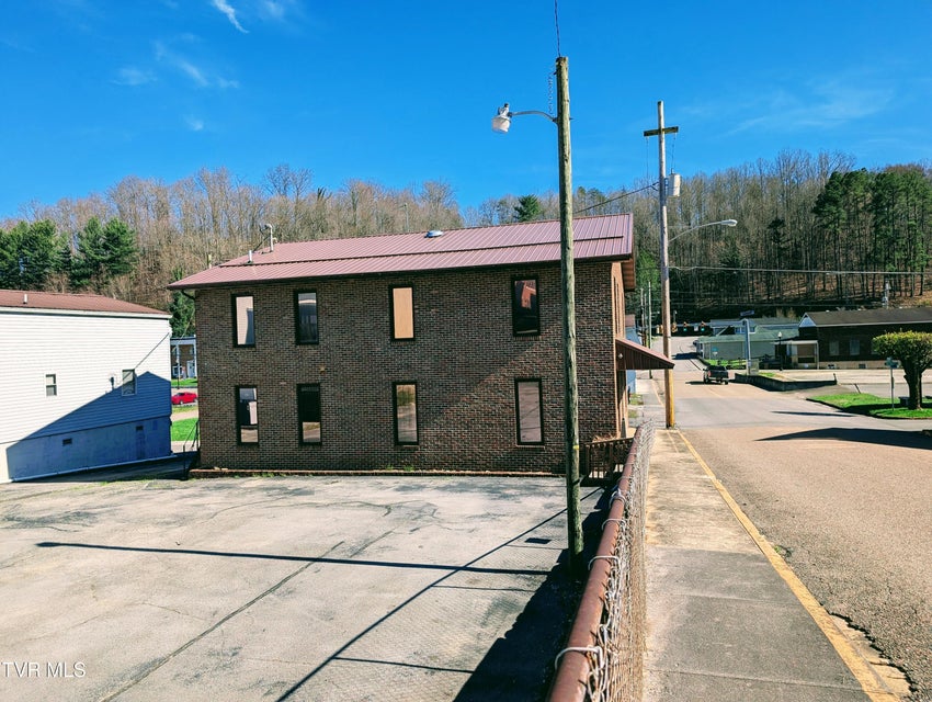 Photo #6: 133 Mcclure Avenue