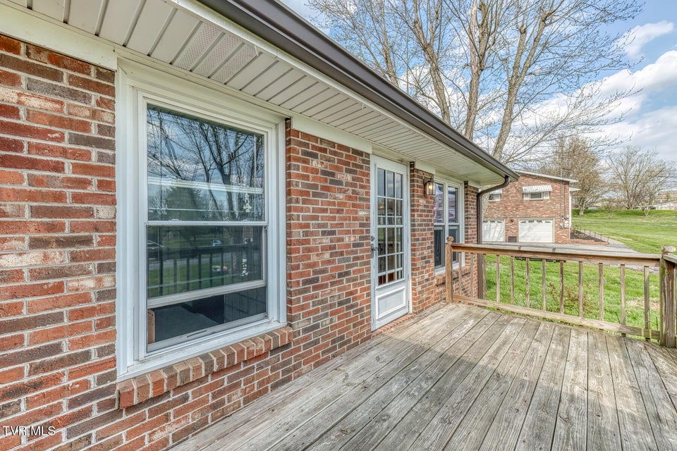 Photo #3: 220 Hillsboro Drive