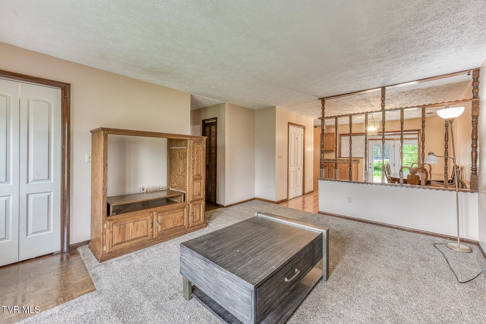 Photo #13: 220 Hillsboro Drive