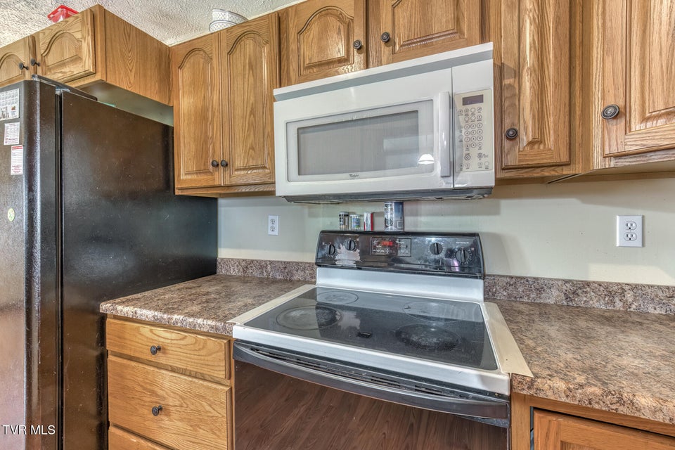 Photo #20: 220 Hillsboro Drive